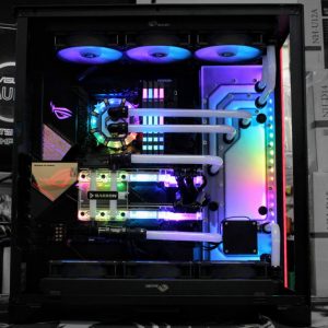 Intel Core I9-9900KS處理器 ASUS ROG STRIX Z390-E主板 G.SKILL Trident Z Royal 32GB記憶體 Samsung 970 EVO Plus 500G NVMe SSD  ASUS ROG Strix RTX2080TI SLI顯卡 LIAN LI O11 Dynamic